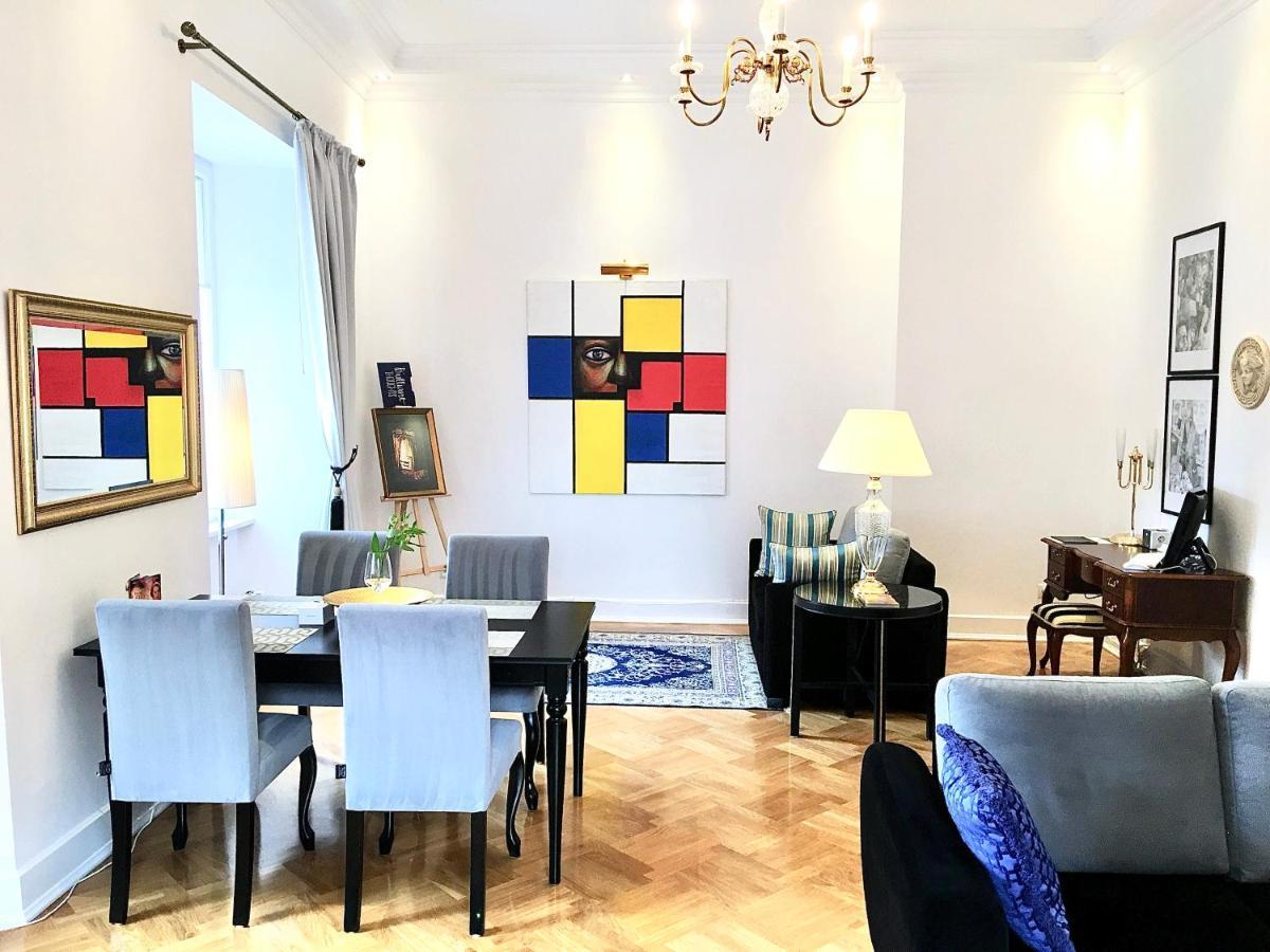 Luxury Suites & Apartments Mondrian Market Square II Warsaw Exterior photo